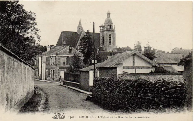CPA de Limours (91 Essonne), la Rue de la Ferronnerie, années 1910