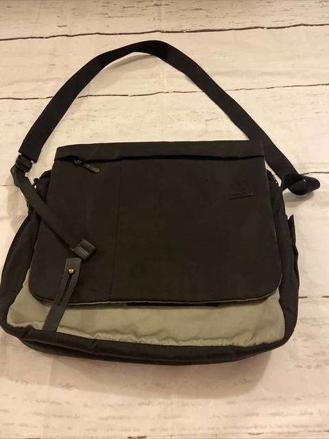 TUMI T-TECH Essential Gear LAPTOP MESSENGER BAG Leather Trim Black Crossbody