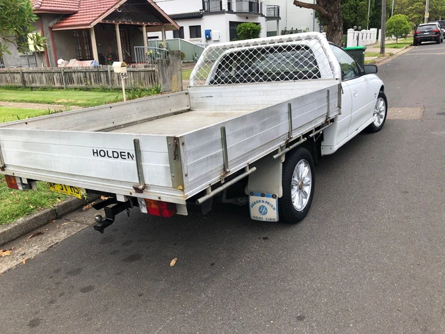 2004 Holden Commodore VZ Automatic Ute 3