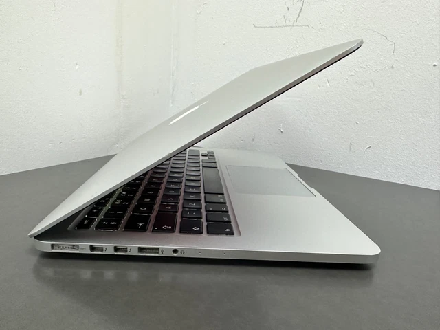 Apple MacBook Pro RETINA 13"" 2013 A1502 2,4 GHz CORE i5 8 GB 256 SSD GRADO A- 4