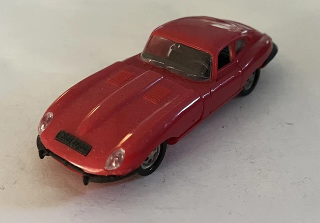 Anciens jouets NOREV : Jaguar type E KADEN - Collection