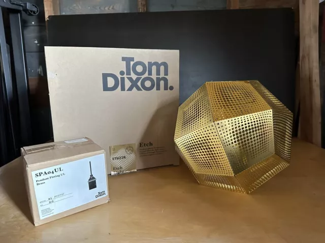 2009 Tom Dixon Etch Pendant. Set Of 4. Never Used. Open Box.