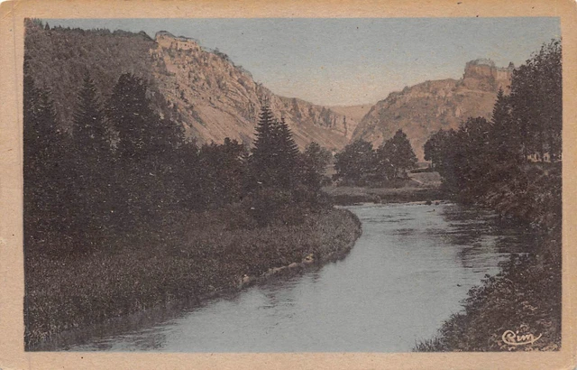 Environs de Malbuisson, les forts et le Doubs