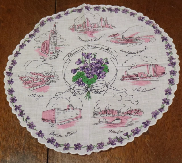 Milwaukee Round Souvenir Hankie Handkerchief Scarf Vintage Abt 14"