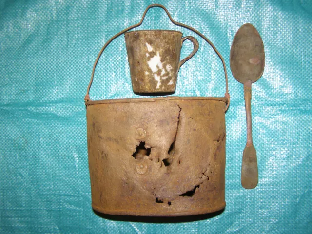 WW I  WW1 Original Russian Imperial Army mess tin, mug, spoon from the trenches