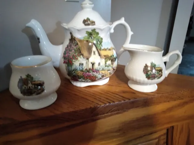 Vintage Price Kensington Thatched Country Cottage Teapot w/ Cream & Sugar Bowl.