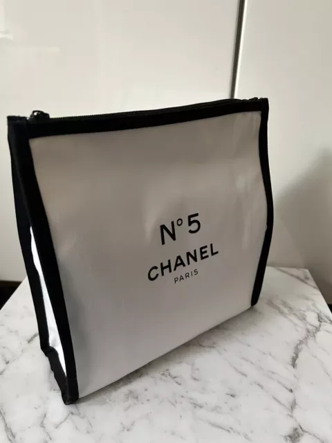 CHANEL BEAUTY BLACK Nylon Cosmetics Makeup Bag (New in Box) $59.00