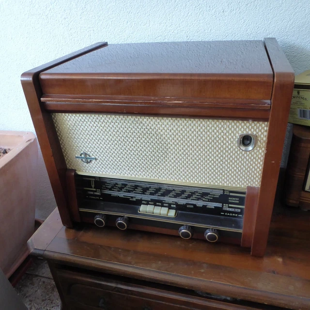 POSTE DE RADIO ancien "Ducretet Thomson" + tourne disques à réparer ou — free download
