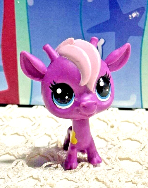 LITTLEST PET SHOP G6 Destiny Purple Giraffe No Lucky Pets Newer Style