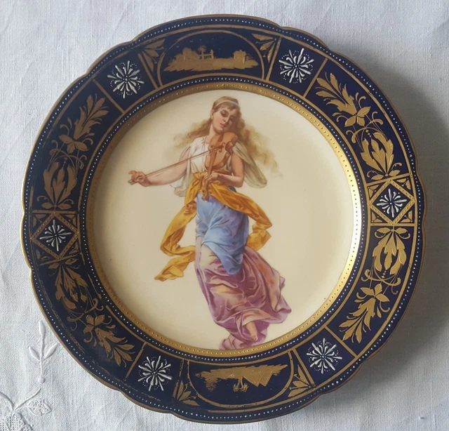 Magnifique Assiette Ancienne De Vienne, XIXe Siècle, Entièrement Peinte à La Main