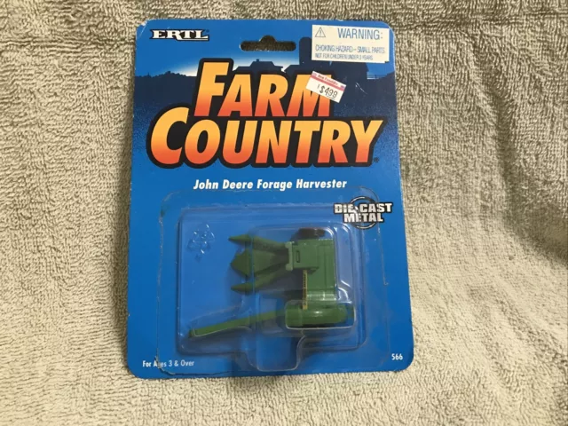 NOS ERTL Farm Country John Deere Forage Harvester/Corn Chopper 1/64 1994 #566