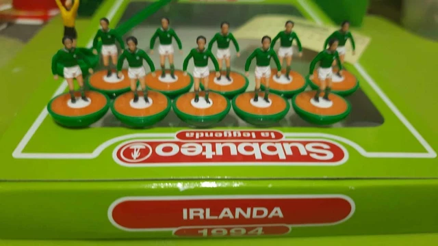 Squadra Subbuteo LW La Leggenda Irlanda 1994 – Neuf Avec Fascicule