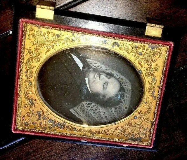 Quarter Plate Post Mortem Daguerreotype of Man in Partial Mourning Case