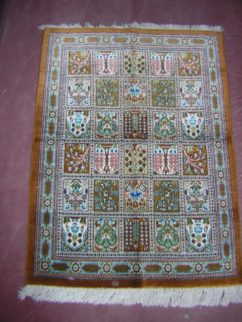 Qum originale persiano completamente in seta perfetto e fatto interamente a mano