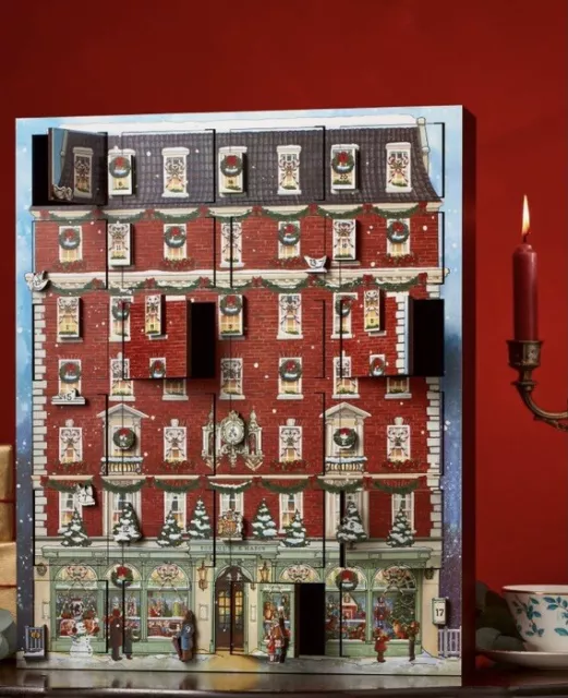 FORTNUM AND MASON Wooden **Musical ** Piccadilly Advent Calendar £265.