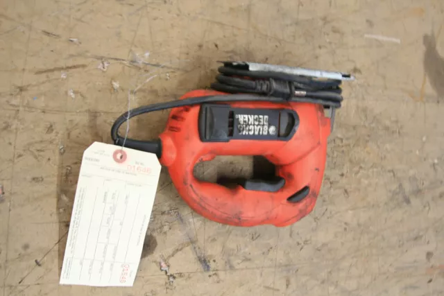 11" Black & Decker Saw