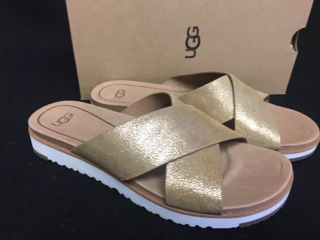 UGG Australia KARI Metallic Gold LEATHER IMPRINT SLIDE SANDALS WOMENS 1017908