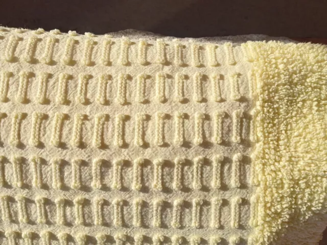 FULL Morgan Jones Vintage Buttonhole Chenille Bedspread Soft Yellow PLUSH EDGE
