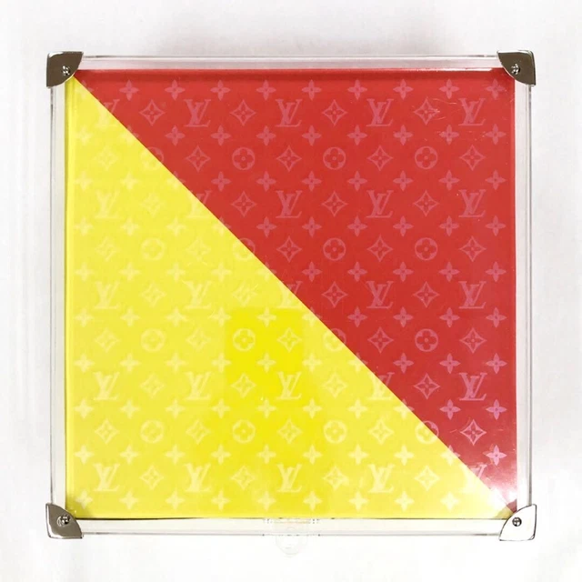 ヴィジョネア Visionaire 30 Spain ヴィジョネア Visionaire 30 Spain VISIONAIRE 30 GAME LOUIS