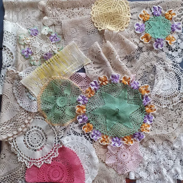 Bundle of Vintage Crochet Lace Doilies/Mats x 34 pieces in lot, super condition