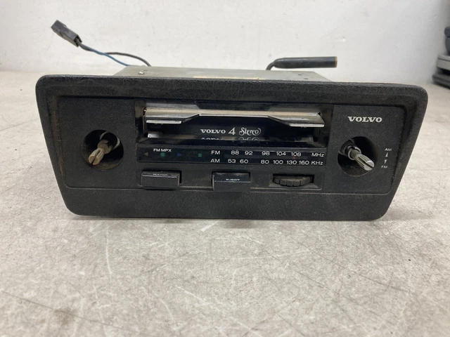 VINTAGE VOLVO FM MPX CASSETTE CAR RADIO, 4 STEREO (model unknown)
