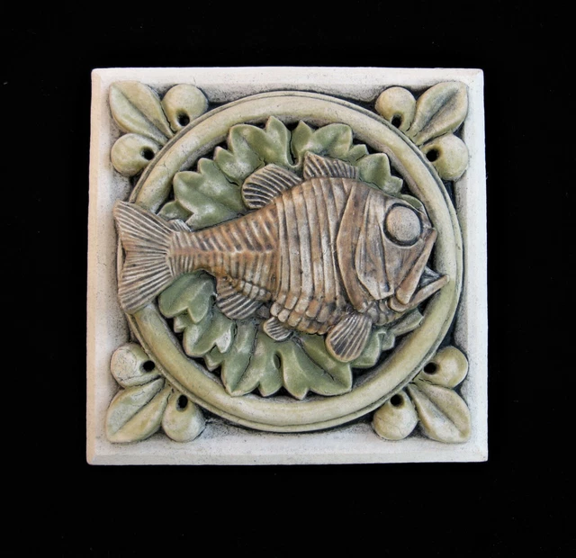 Hachet  Fish Arts & Crafts Gothic Ellison Tile  Zodiac