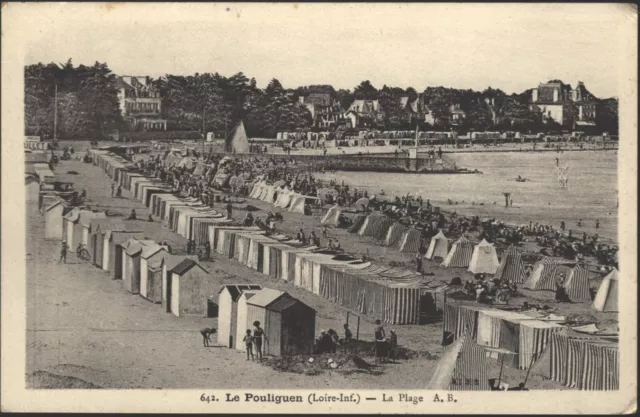 Le POULIGUEN 44 Plage animée CPA non circulée Éditions A. Bruel Angers vers 1950