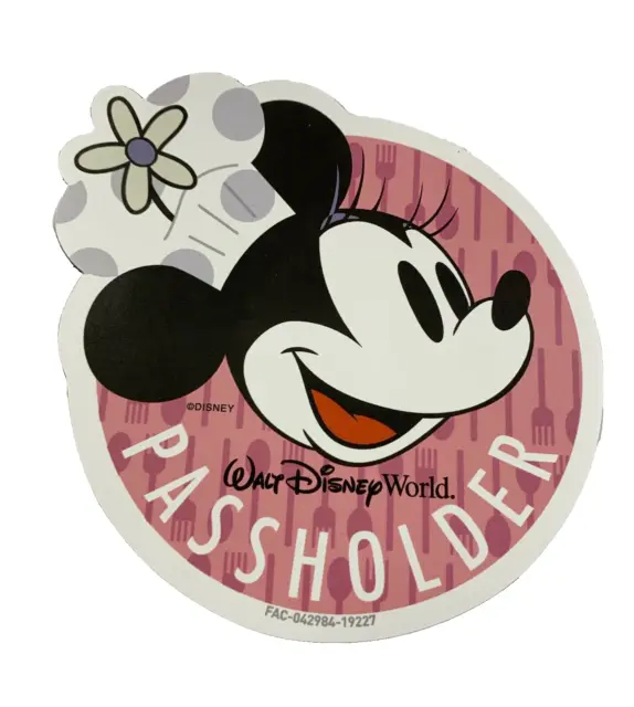 NEW Walt Disney World Chef Minnie Mouse Annual Passholder AP Magnet