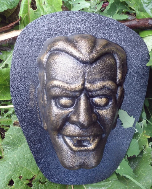 Dracula plastic mold  7" x 5" x 2" Hallowen concrete plaster mould