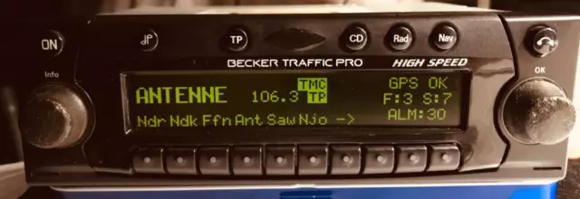 Autoradio Navigation Becker Traffic Pro High Speed BE 7823 mit Code