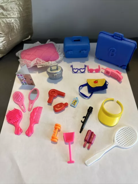 Barbie accessories lot 22 pieces travel vacation luggage eye glasses Vintage