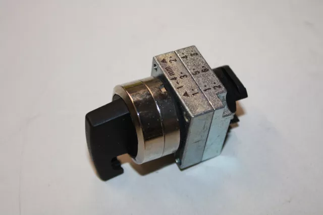 Siemens NSB 3SB3500-3TA11 Selector Switches EA