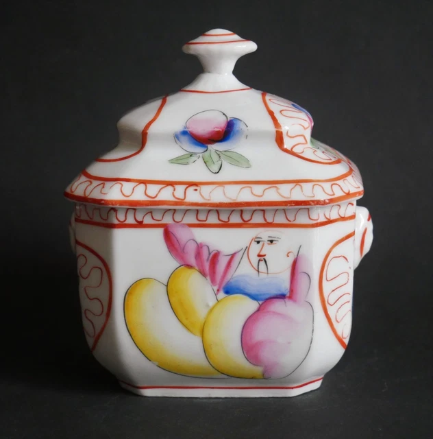 Sucrier en porcelaine de BAYEUX - décor au chinois - XIX ème siècle