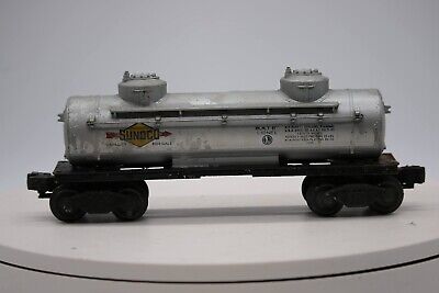 WEATHERED  Vintage O Scale Lionel Sunoco Two Dome Tanker 2465