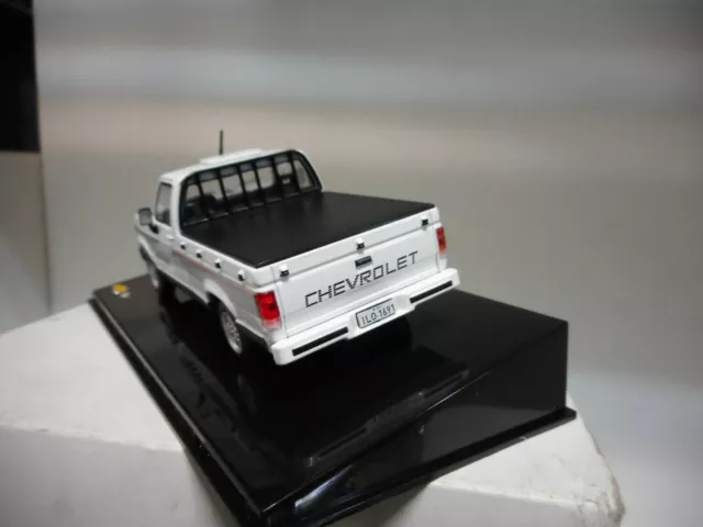 Chevrolet C-20 1994 Pickup Chv 12 Brazil 1:43 Salvat Ixo 3