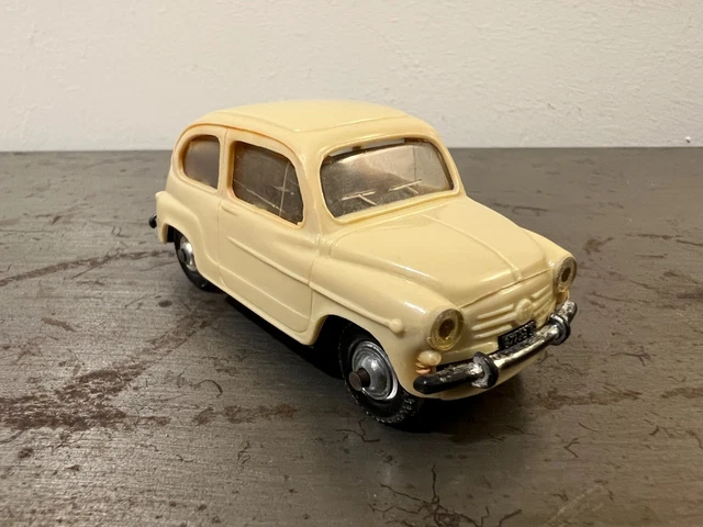 Modèle Réduit Fiat 600 Norev 1/43 - Couleur Orange, Occasion En Très Bon état