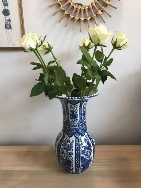 vase ancien de la manufacture de delft bleu en parfait état de 30cm de haut 2