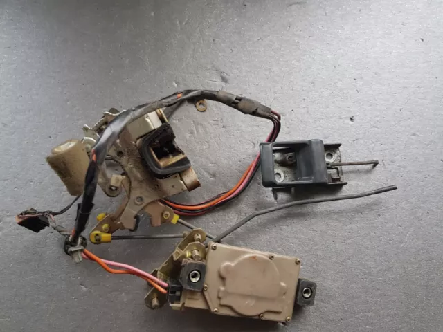 Genuine Nissan Patrol Y60 GR Left rear tailgate barn door latch