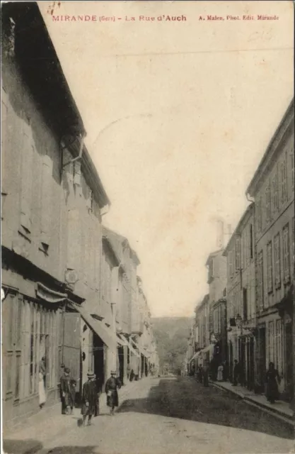 CPA MIRANDE La Rue d'Auch (1169538)