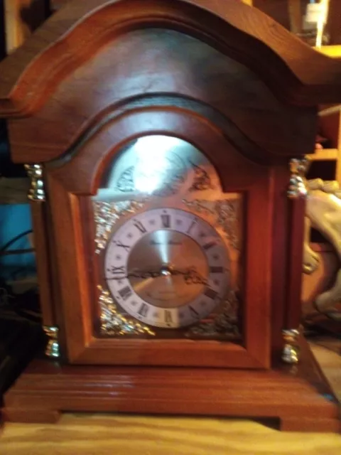 mantle clock Daniel Dakota