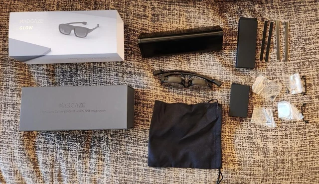Mad Gaze Glow Plus Black Augmented Reality Smart Glasses used