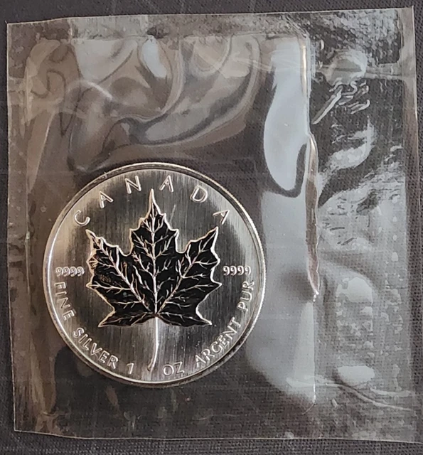 2006 Canada 🇨🇦 5 Dollars BU .9999 Fine Silver Maple Leaf Coin RCM Sealed!