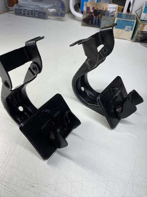 1942-48 Buick Super and Roadmaster￼￼ Hood Hinges￼