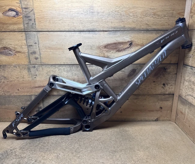 SPECIALIZED DEMO Downhill Mountain Bike Large Frame 26” Fox DHX