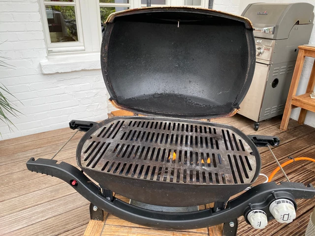 Weber Q3000 Gasgrill mit Edelstahl Grillrost - gebraucht