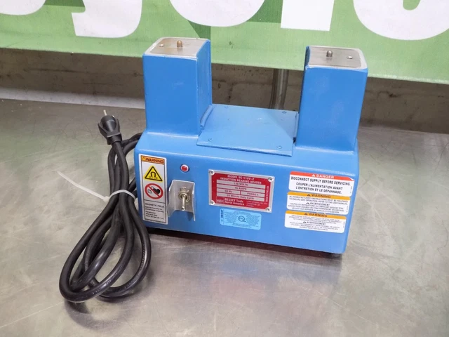 Bessey Induction Bearing Heater 250˚F Max Temp 120v 16 Amp SC110V Missing Bar