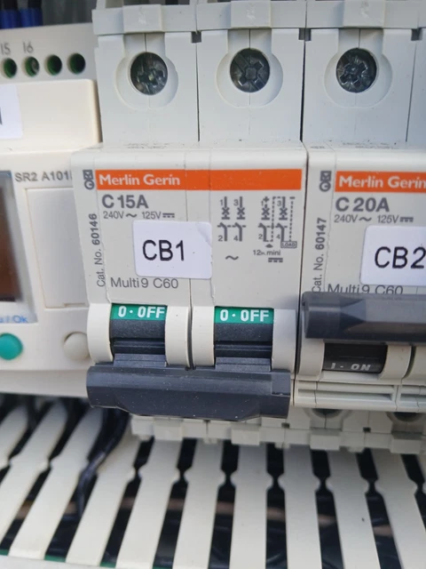 Merlin-Gerin multi9 C60N Circuit Breaker C3 2-pole Lot 2, USED