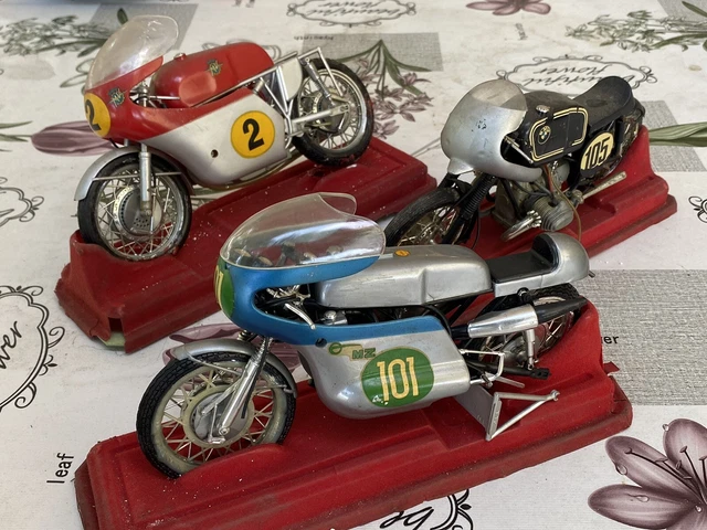 PROTAR ANCIEN CATALOGUE 1998/99 Maquettes Kits Motos Formule 1 Scooter