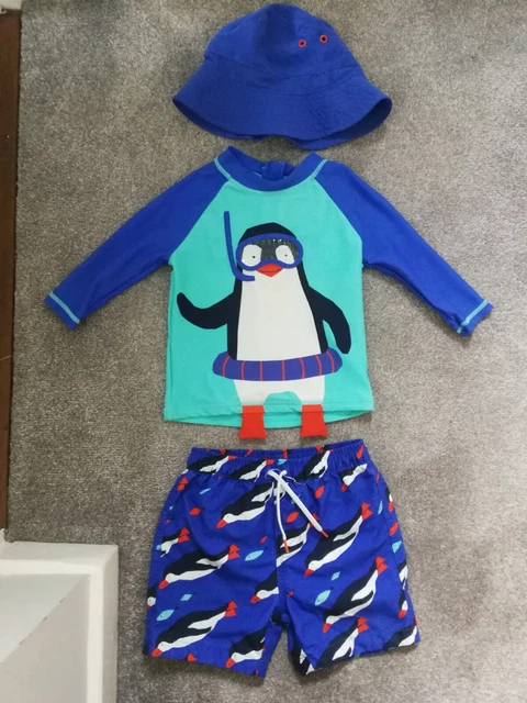 Set costumi da bagno ragazzi M&S Pimguin pantaloncini da nuoto cappello da spiaggia taglia 18-24 mesi