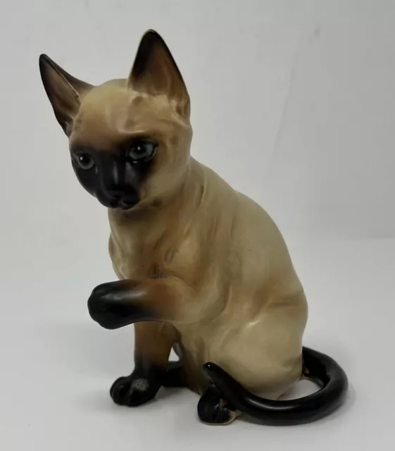 Vintage Norcrest Siamese Kitty Cat Paw Up To Swat Figurine A268